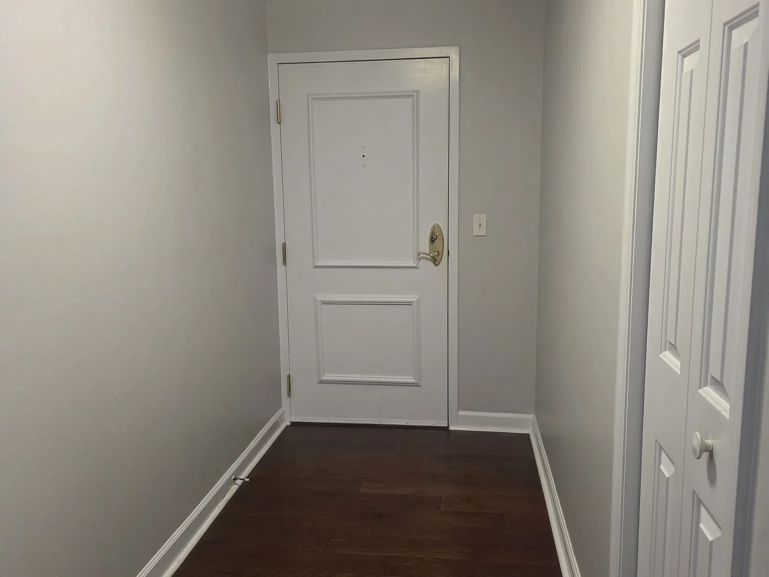 2 bed, 1240 sqft, $3,700 — Photo 3