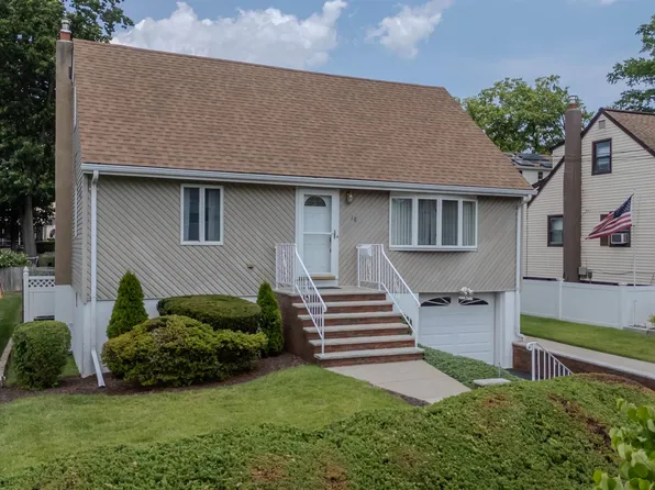18 Carneer Ave, Rutherford, NJ 07070