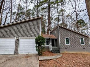 3515 Weathered Wood Dr, Ellenwood, GA 30294