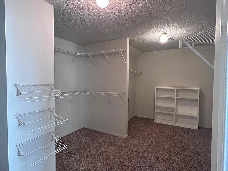 15317 Lowell Ave — Photo 16