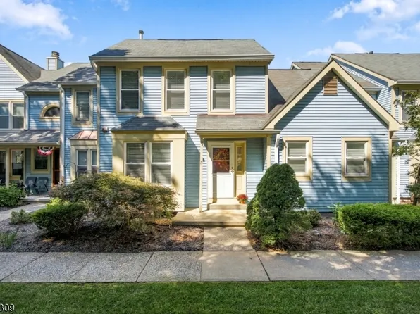 11 Mourning Dove Ct, Allamuchy Twp., NJ 07840