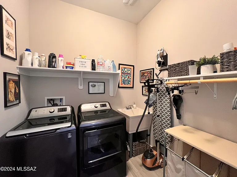 7010 W Cliff Spring Trl — Photo 31