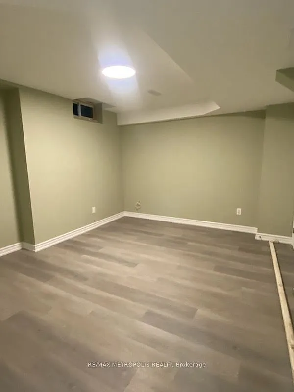 2 bed, $1,900 — Photo 4