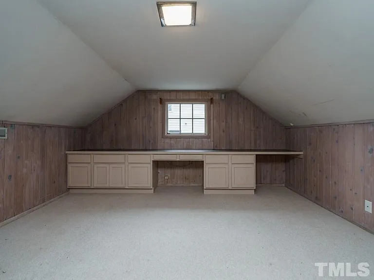 Office/bonus room