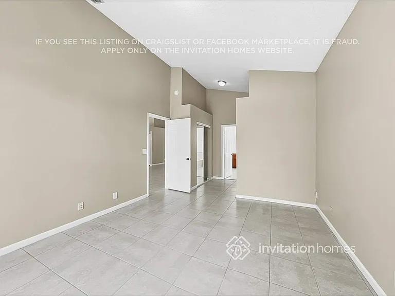 7704 Thornlee Dr — Photo 11