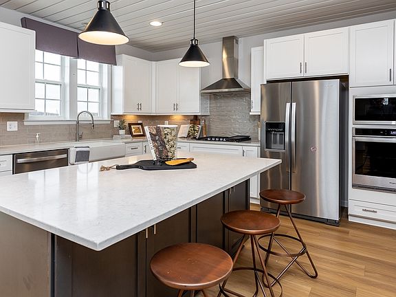Spacious Kitchen with an oversized Island