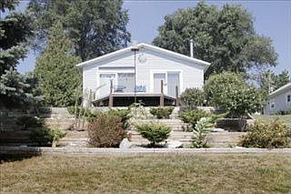 2nd image of 10157 Woodlawn Dr