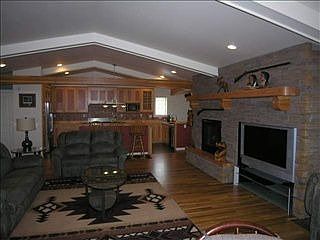 2nd image of 2950 Grassland Dr