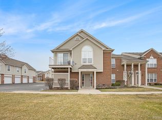 51570 Stern Ln, Chesterfield, MI