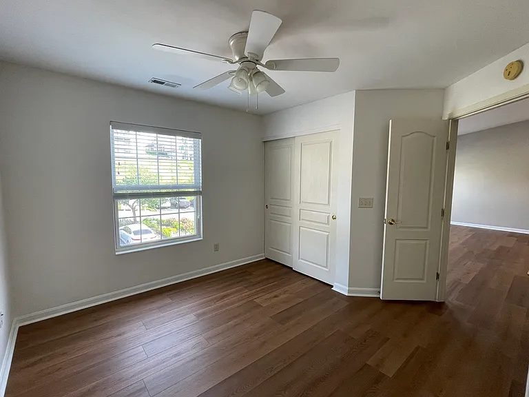301 Skyview Ct — Photo 12