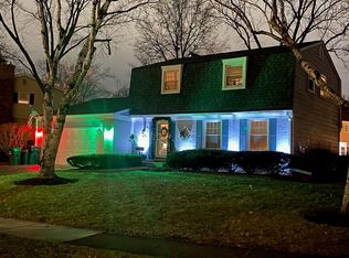 1125 George Ln, Naperville, IL 60540