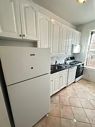 76 West 86th Street, #5E