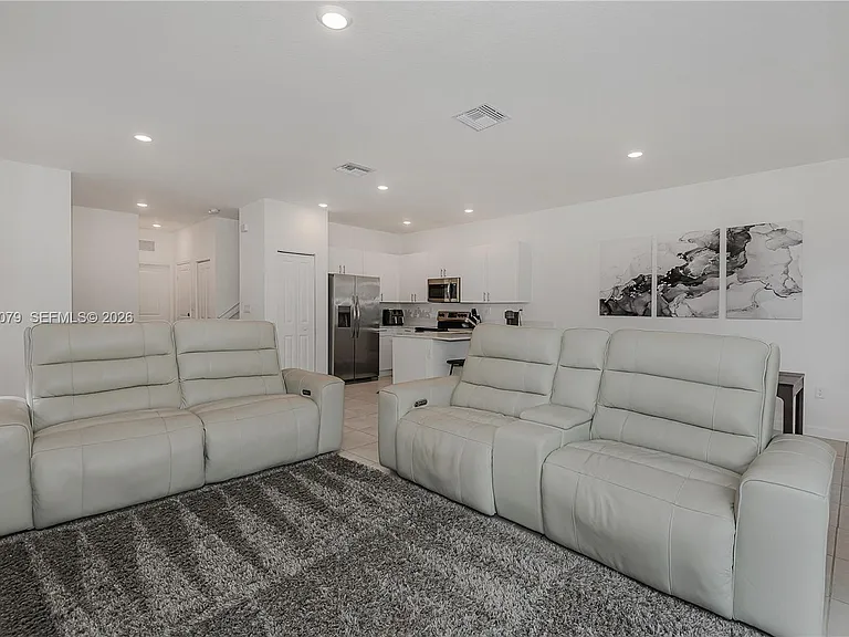 13079 SW 286th Way — Photo 2