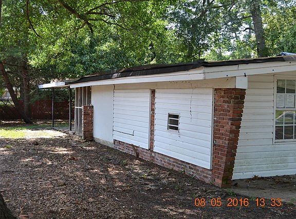 2nd image of 959 Woodburn Dr