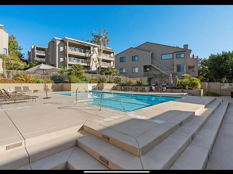 237 Sea Forest Ct — Photo 11