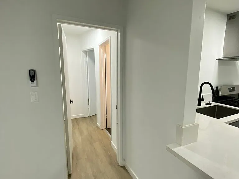 435 N. Euclid — Photo 13