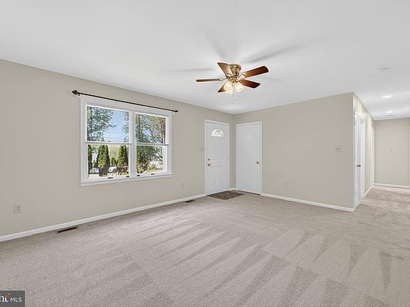 3rd image of 9283 Springs Rd