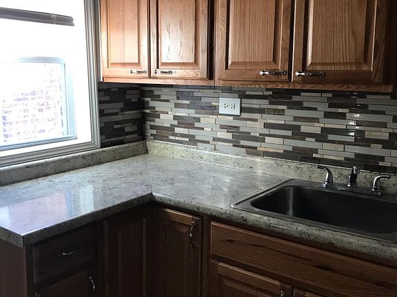 5th image of 5242 W Congress Pkwy #2