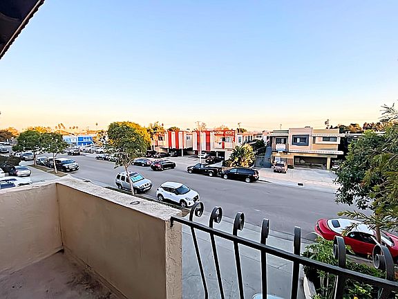 3rd image of 12235 Pacific Ave APT 105
