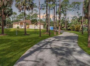 531 5th St SW, Naples, FL 34117