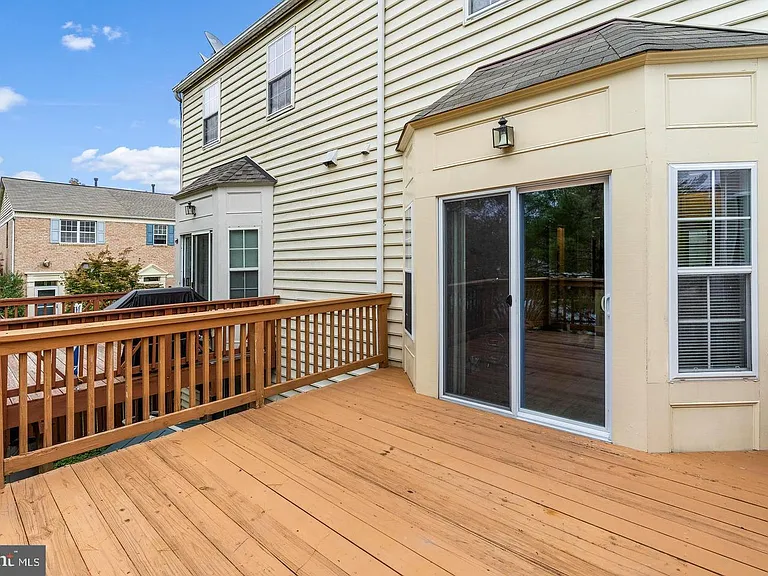 8415 Gold Sunset Way — Photo 23
