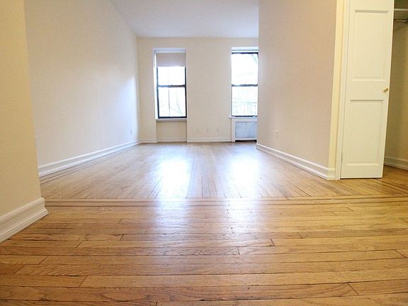 2nd image of 462 W 51st St #3FN