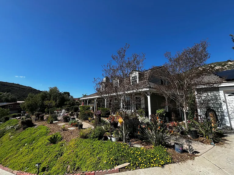 23766 Vista Ramona Rd — Photo 6