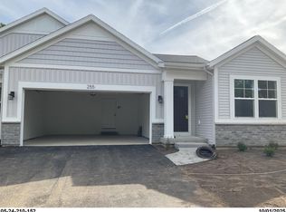 255 Hickory Valley Dr, Kalamazoo, MI 49009