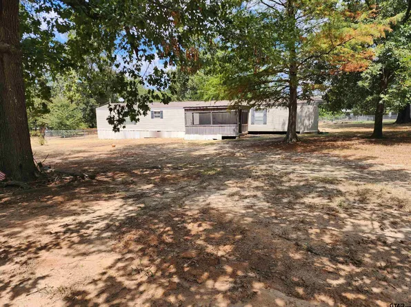 330 Beman Rd, Gladewater, TX 75647