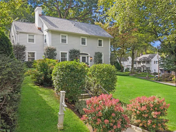 211 Douglas Place, Mount Vernon, NY 10552
