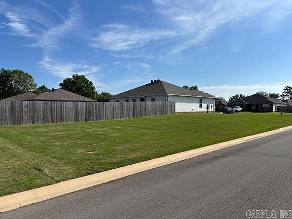 3rd image of 741 Brody Ct
