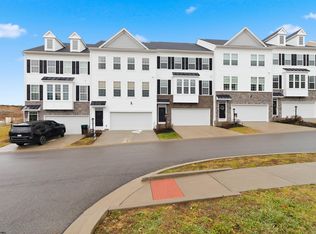 13 Dover Ct, Bridgeport, WV 26330