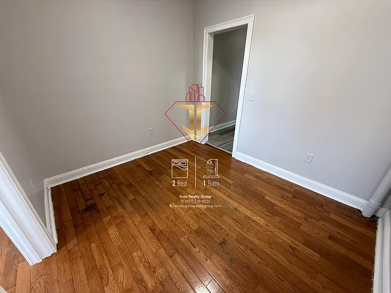 5712 Hudson Ave #A10 — Photo 8