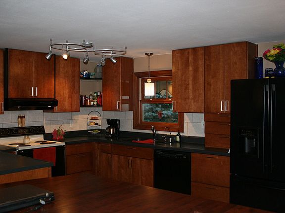 Modern Sleek Kitchen