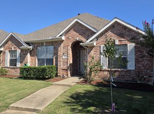 3820 Harrison Dr, Carrollton, TX 75010