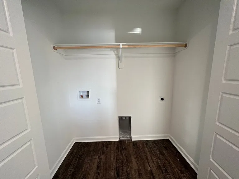 608 Short Leaf Ln — Photo 17