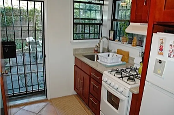 Rented by Boerum Hill Realty | media 76