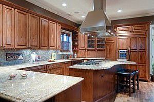 sauganash . showings . 773.848.9241