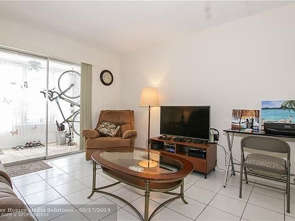 4th image of 2131 NE 1st Ct APT 101