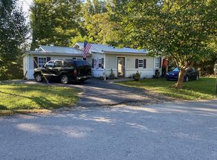 37 Westridge Rd, Whitley City, KY 42653