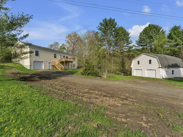 2040 South Walden Road, Cabot, VT 05647