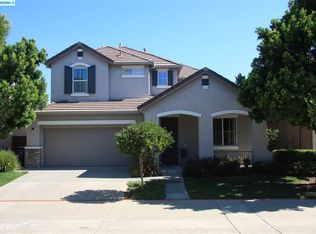 554 Silver Maple Dr, Hercules, CA 94547