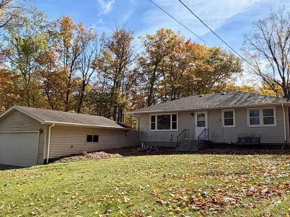 33137 Gary Dr, Grand Rapids, MN 55744