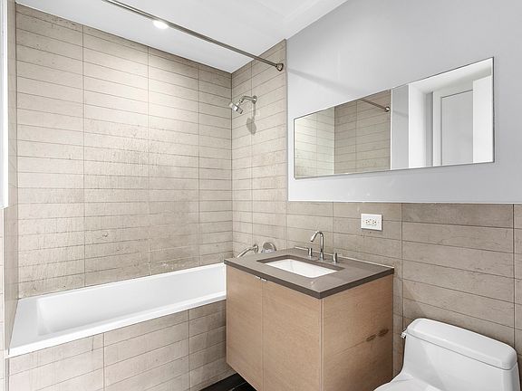 5th image of 50 Bayard St APT 3C