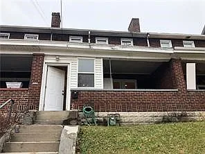 2332 Sherbrook St — Photo 1