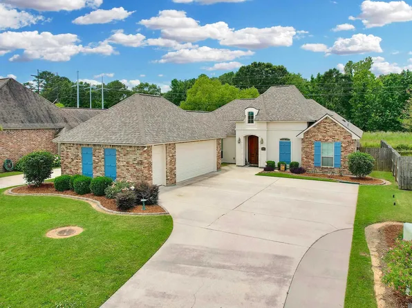 12047 Old Canal Rd, Greenwell Springs, LA 70739