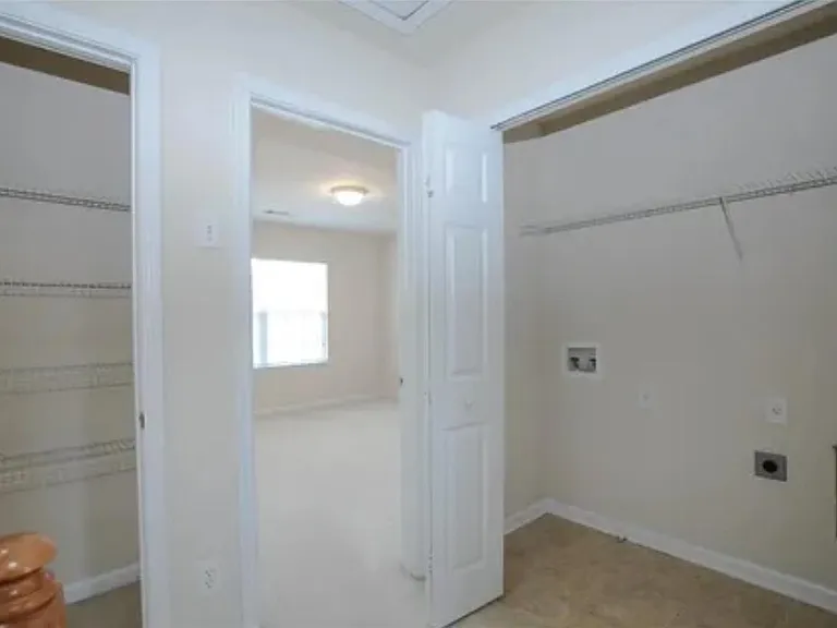 2210 Landing Walk Dr #2210 — Photo 15