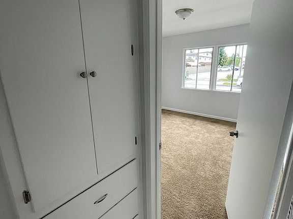 5th image of 4098 W El Segundo Blvd #D