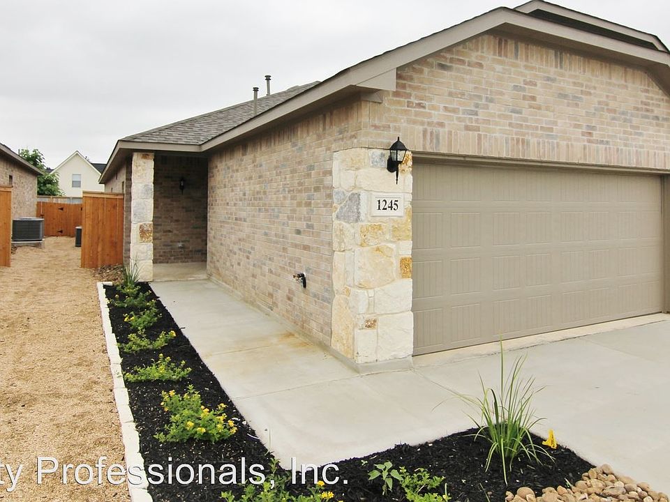1st image of 1245 Old Fm 306