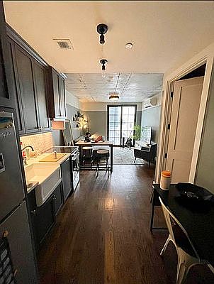 2nd image of 61 Metropolitan Ave #512